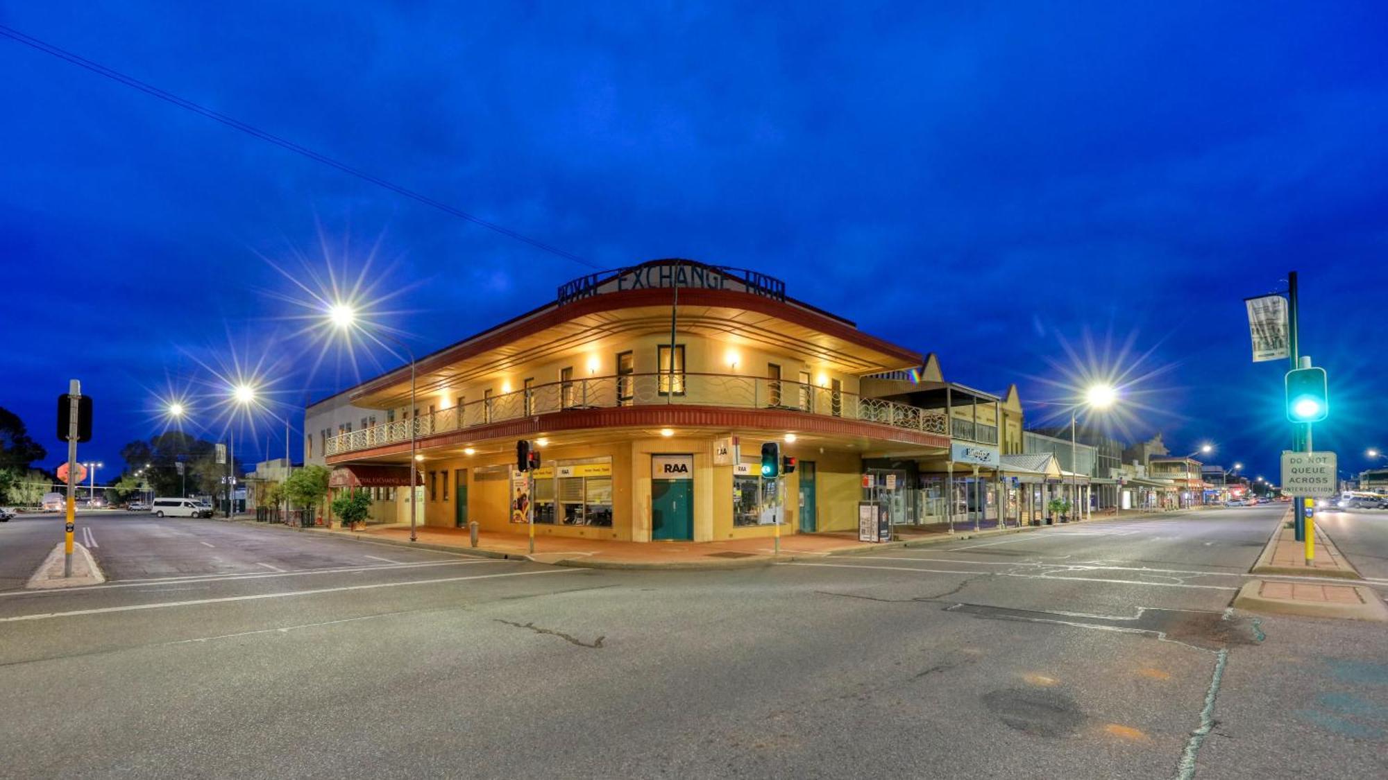 Royal Exchange Hotel Broken Hill Exteriör bild